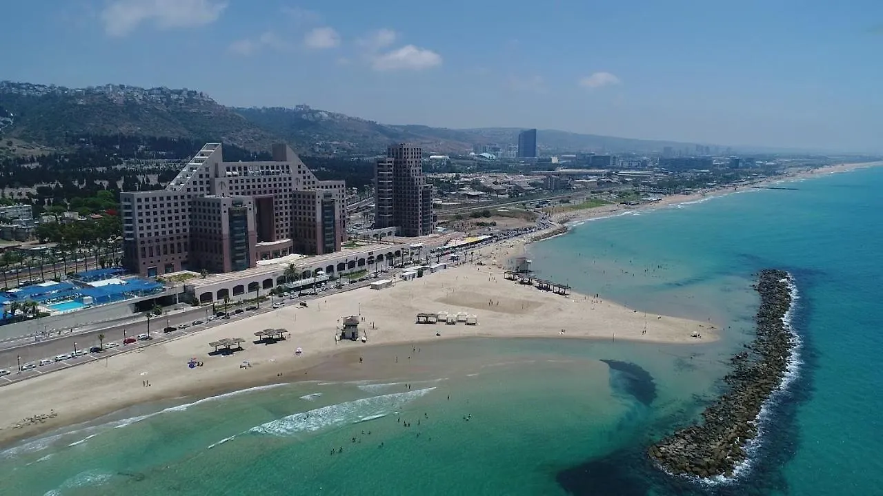 Almog Tower Aparthotel Haifa