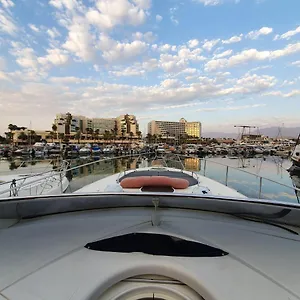 Botel Red Sea Yachts