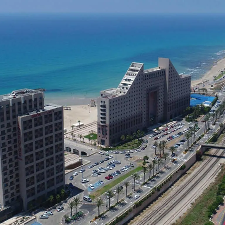 Almog Tower Aparthotel Haifa