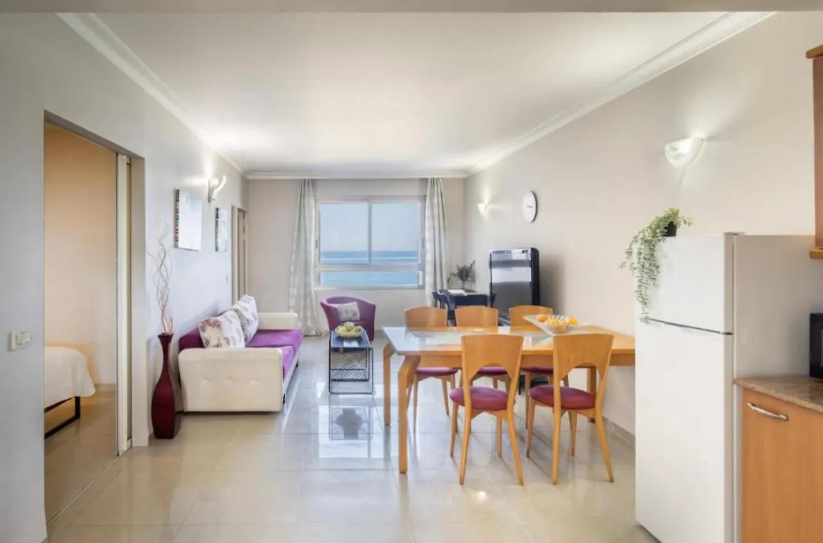 Almog Tower Aparthotel Haifa