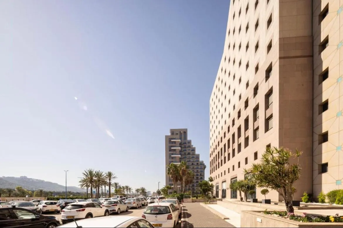 Almog Tower Aparthotel Haifa