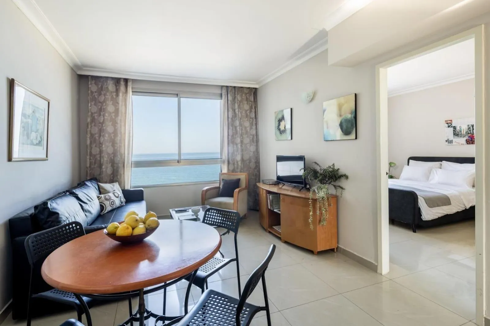 Almog Tower Aparthotel Haifa